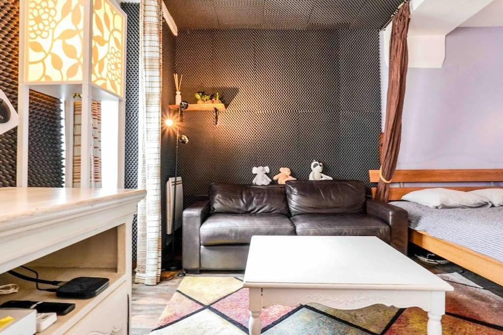 Studio With Home Cinema@Paris Chatelet Luaran gambar